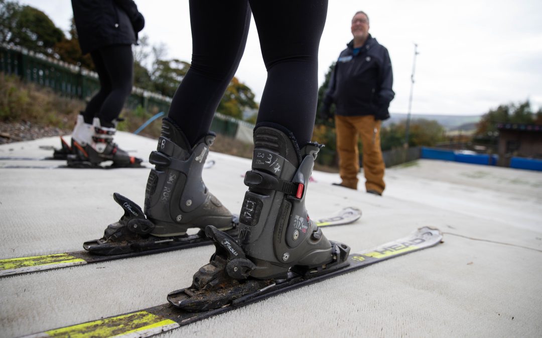 Learn to Ski/Snowboard in Lancashire This Summer for Just £40